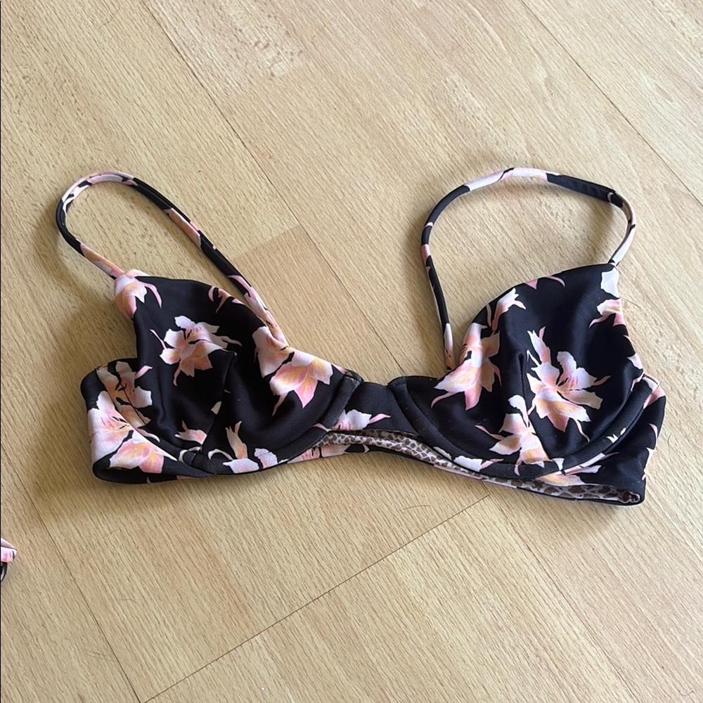 Acacia Manhattan Top